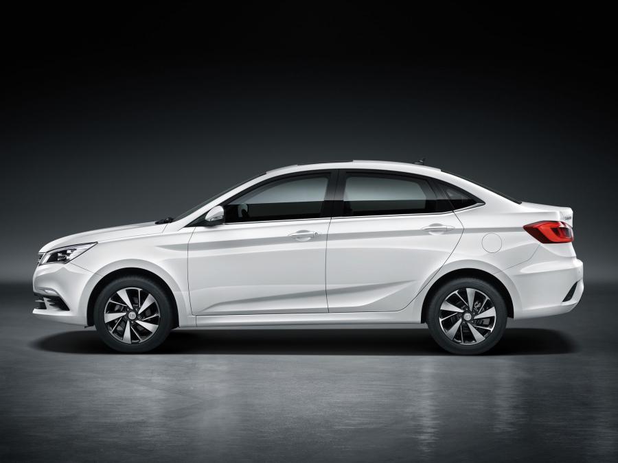  ChangAn Eado DT 2018 года  (фото 12 из 15)